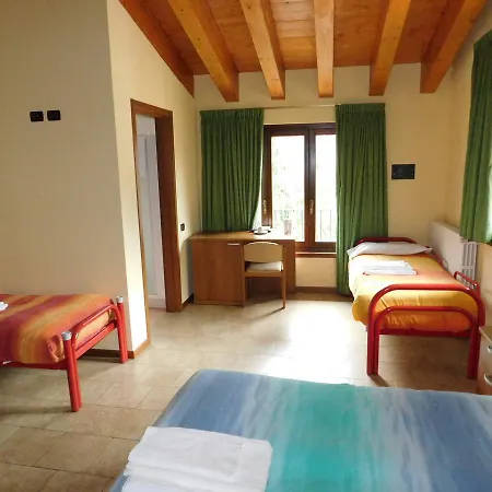 Dei Tasso 旅馆
